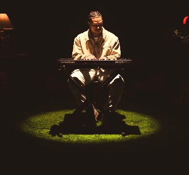 TRIP LEE LAUNCHES BRAG WORSHIP  with DEBUT OF HIS FIRST-EVER WORSHIP EP
