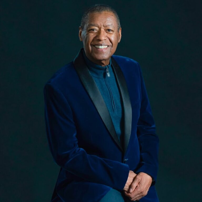 Ron Kenoly, Trailblazer of Contemporary Worship Music Dies at age 81